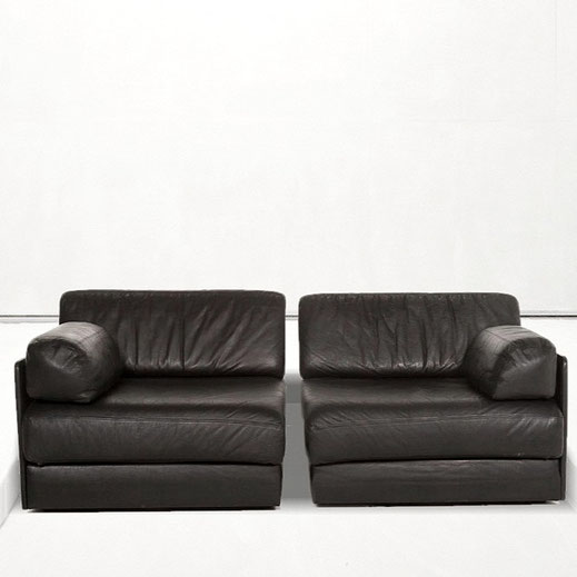 De Sede  DS-76, Sectional Bed-Sofa, 1970 Edition  Ash Wood, Hard Plastic, Leather  Switzerland, 1960s 1970s PN.Modern pnmodern