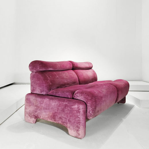 Emilio Guarnacci Space Age Velvet Sofa for 1P. Italy, c. 1970 PN.Modern