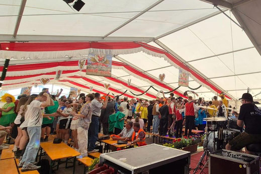 Bierzelt De Gaudimacha