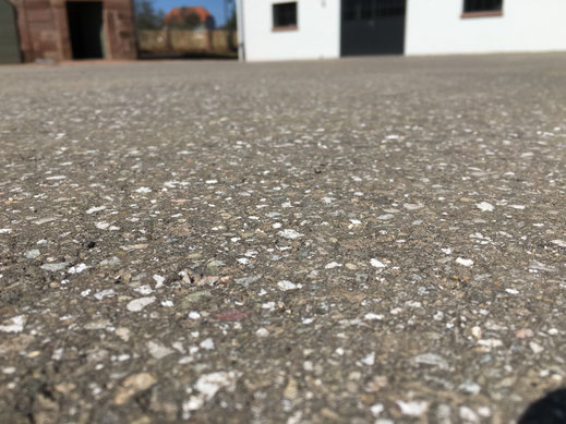 Asphalt Grinding, Asphalt schleifen, Asphalt Kornfreilegen