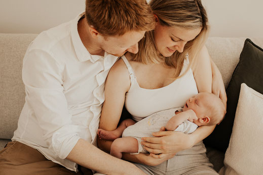 Neugeborenen Fotoshooting Berlin: Zart, natürlich und voller Gefühl
