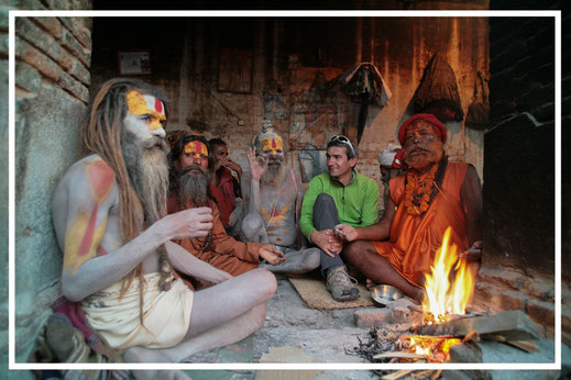 Sadhus-Pashupathinath-Kathmandu-F164