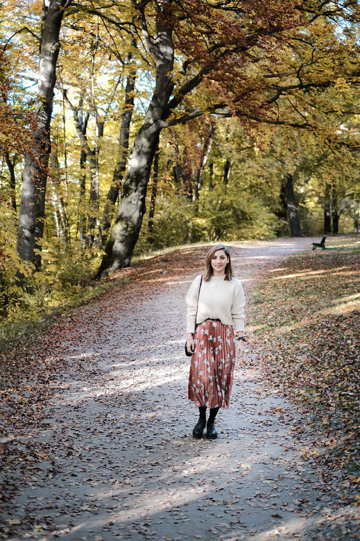 Spontanes Fotoshooting im Park - München by Sebastian Pintea
