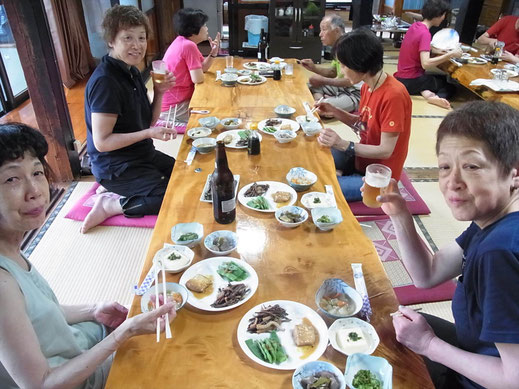 夕食は山菜が中心のお料理