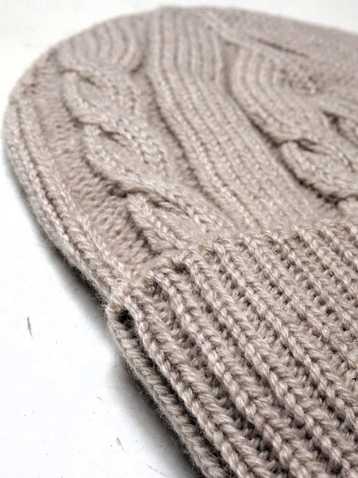 Cashmere Cable Knit Hat – Unisex, Soft and Warm