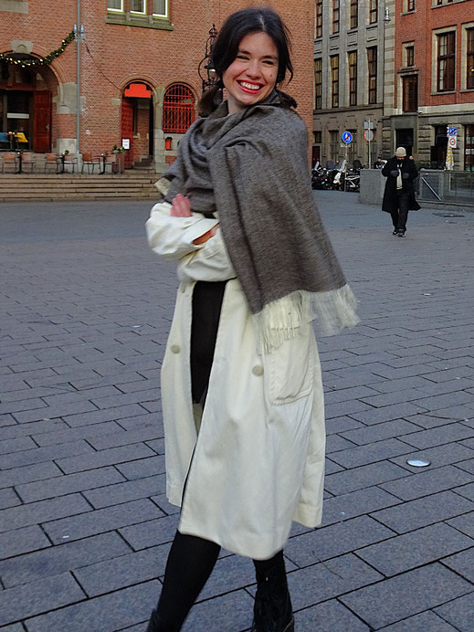 Merino wool shawl herringbone chocolate woman styled.