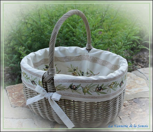 Petit Panier en Rotin.