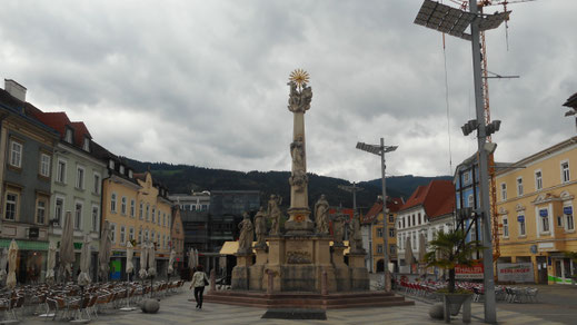 Hauptplatz abends