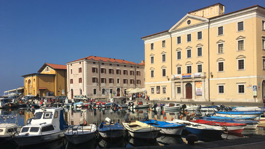 Cafe zum Frühstück in Piran