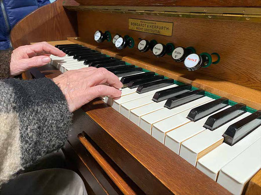 Harmonium in der Dorfkirche Liepe