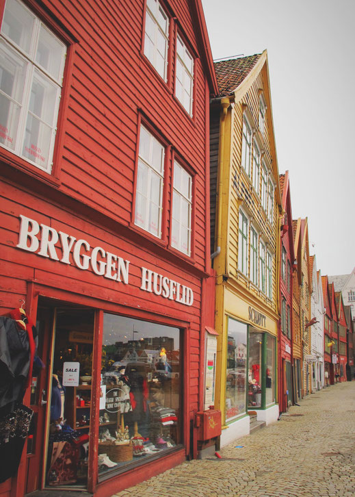 NORVEGE BERGEN SHOPS BOIS PORT