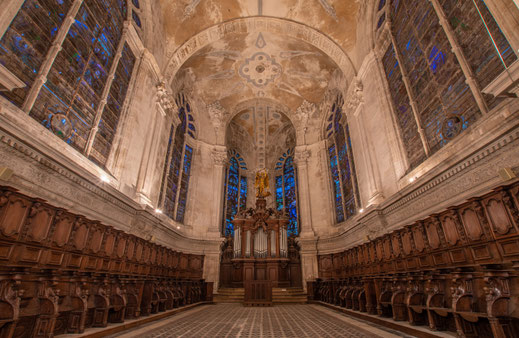 Salle du Musée d'art sacré de l'abbaye Saint-Michel de Saint-Mihiel