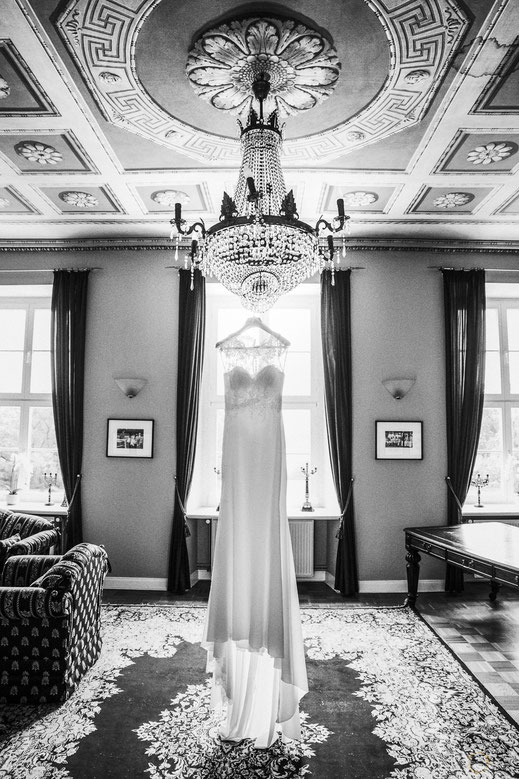 Inspiration Brautkleid-Foto Schwarzweiß
