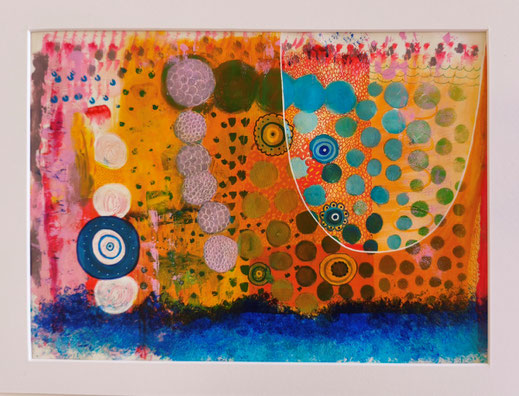 "das Glas ist immer halbvoll" by Annika Peissert