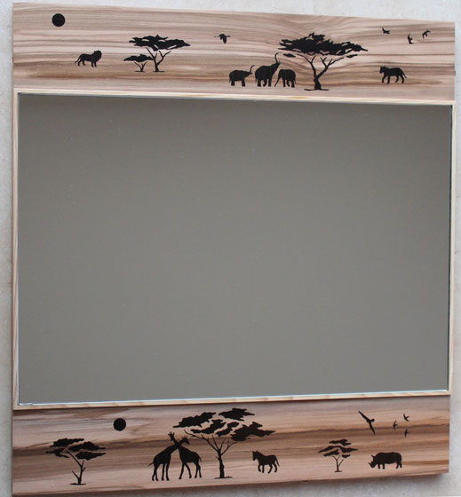 Miroir en marqueterie bois savane afrique silhouettes d'animaux et d'arbres