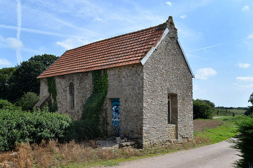 Angoville-sur-Ay : Ancienne Chapelle Sainte-Anne