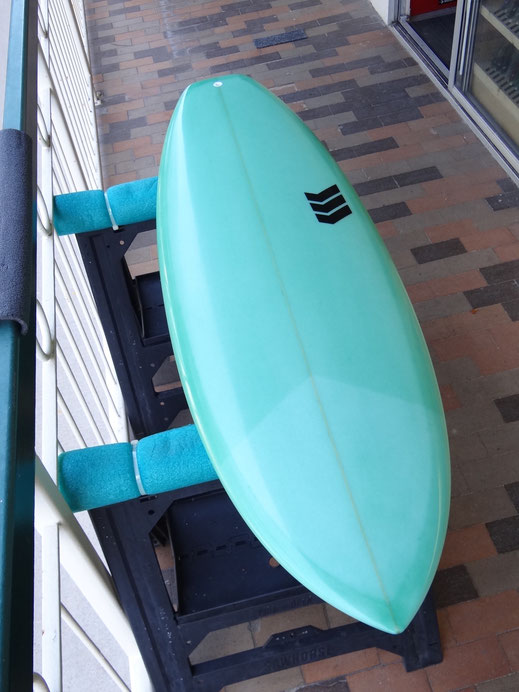 GLENN MINAMI グレン ミナミ - ハワイ ワイキキ サーフショップ