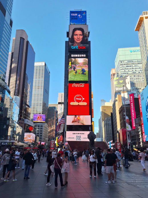 New York : Times Square Father Duffy Square