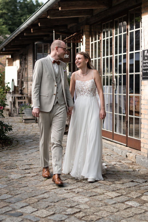 hochzeit im rheingau, hochzeit im grünen, freie trauung rheingau, hochzeitsfotograf rheingau, hochzeitslocation rheingau, weinberghochzeit
