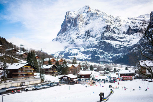 Winterliches Grindelwald im Skigebiet der Jungfrauregion