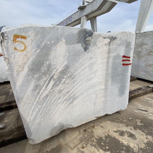 bloc de quartzite bleu glacier