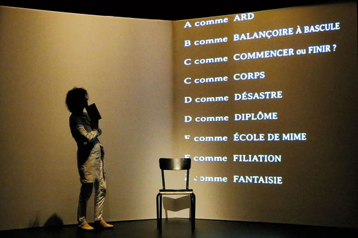 Photo du spectacle Faire du feu avec du bois mouillé avec Nathalie Papin