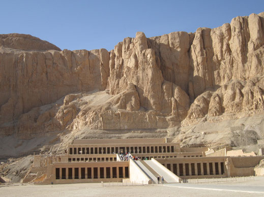 Hatshepsut; Deir el Bahari; Tutmosis III; faraón; mujer faraón; reina; cursos; Barcelona;