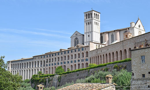 Basílica de San Francisco en Asís. Italia.