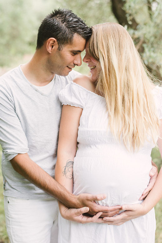 muriel mees photographie - photographe grossesse -photographe femme enceinte - photographe naissance - photographe nouveau-né var - photographe bébé - photographe bebe -photographe enfant - photographe famille - photographe var - photographe Toulon- 83000