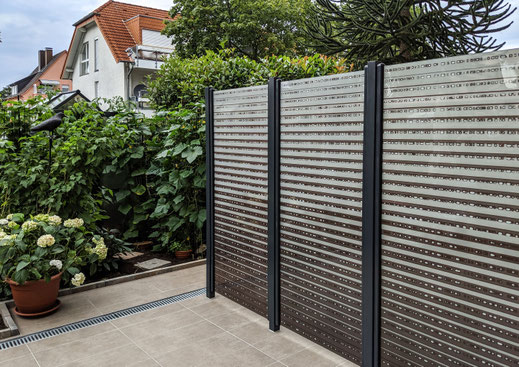 Glaszaun Nach Mass Online Gunstig Kaufen Zaun Aus Glas