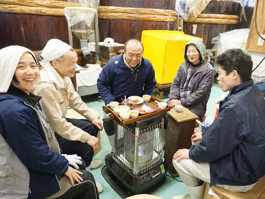 Nachmittagspause in der Manufaktur der Familie Okubo