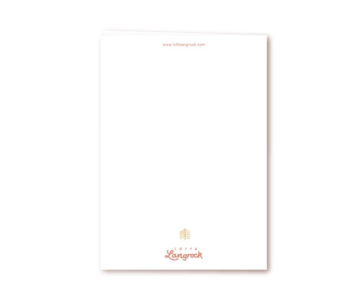 Grusskarte Klappkarte Lotta Langrock – Weihnachten, Winterwald, Tannen, Rot, Gelb