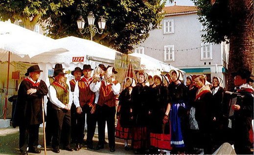Les Bouscas dans le Var 2003