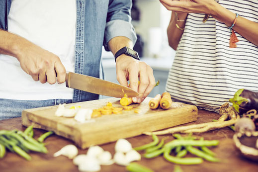 So lecker und sehr beliebt: Vegetarische und vegane Ernährung haben viele begeisterte Anhänger. Foto: djd/Knorr/istock-Neustockimages