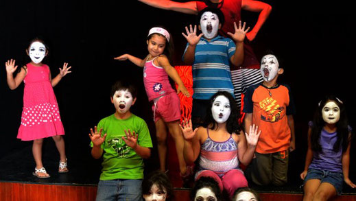 Resultado de imagen de NIÑOS y teatro