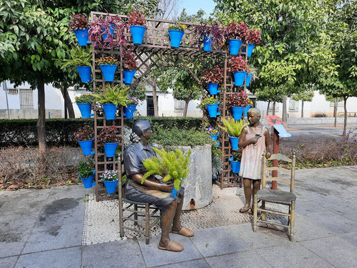 "El Pozo de las Flores" Plaza del poeta Juan Bernier