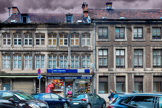 Strasse in Verviers mit Kiosk © Jutta M. Jenning/mjpics.de