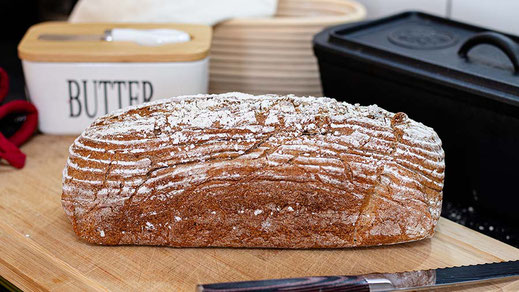 Emmerbrot aus dem Gusseisentopf | Rezept