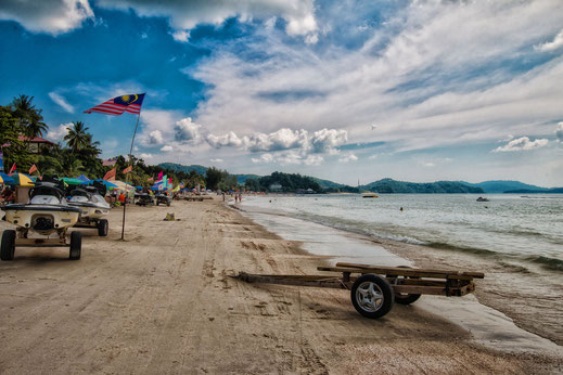 Pantai Cenang Beach auf Langkawi-Wassersport