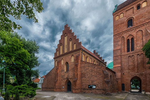 Mariä Empfängnis Kirche in Warschau-Außenansicht