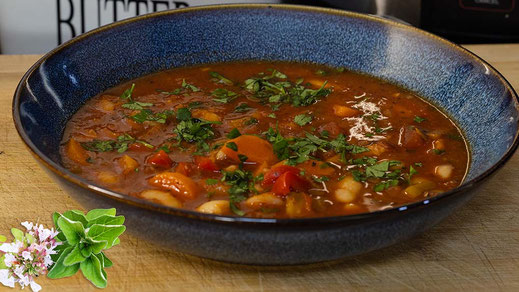 Deftige Bohnensuppe nach Serbischer Art | Rezept
