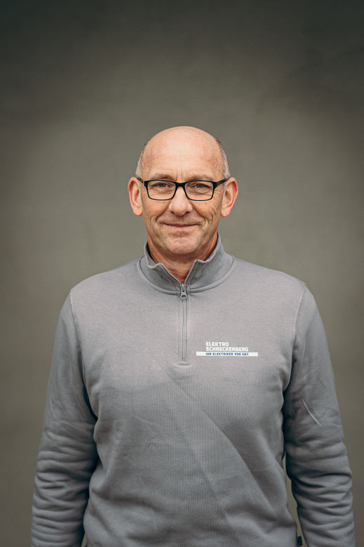 Elektro Schreckenberg, Peter Schreckenberg,  Neunkirchen Seelscheid, Ihr Elektriker vor Ort Elektriker Neunkirchen-Seelscheid Neunkirchen Seelscheid Much Rhein-Sieg-Kreis Elektroniker Schreckenberg Weiert Bich Solar PV Photovoltaik Stromausfall