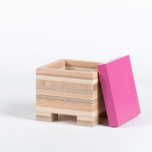 Sven Stornebel - Box mit Deckel - Aus 100% Sperrmüll gefertigt - Upcycling