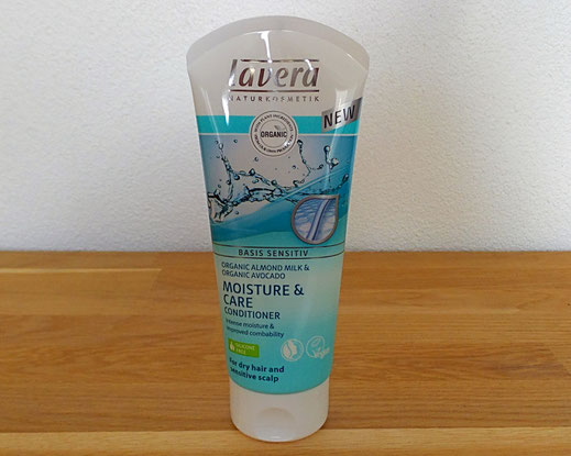 lavera-moisture-and-care-conditioner