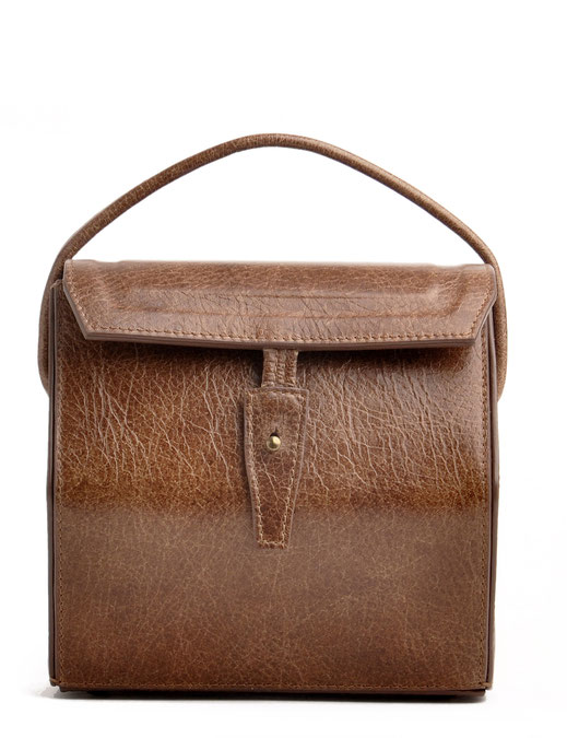 Trachtentasche Dirndltasche Tasche im Vintage-Look  versandkostenfrei im Online-Shop kaufen. Leder hellbraun, OWA Tracht Ledermanufaktur