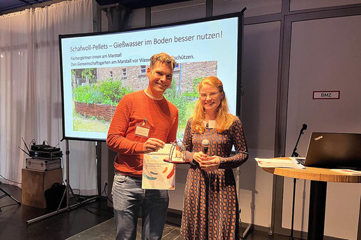 Die Fächergärtner bei der Preisverleihung der Nachhaltigkeitsvollversammlung.
