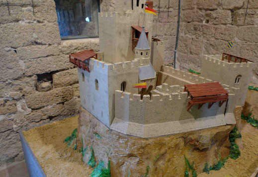 Maquette de la tour.