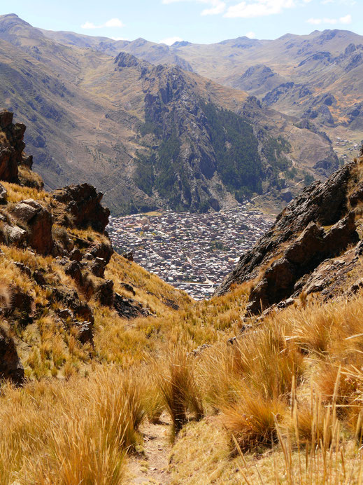 Es geht aufwärts... Caraz, Peru (Foto Jörg Schwarz)