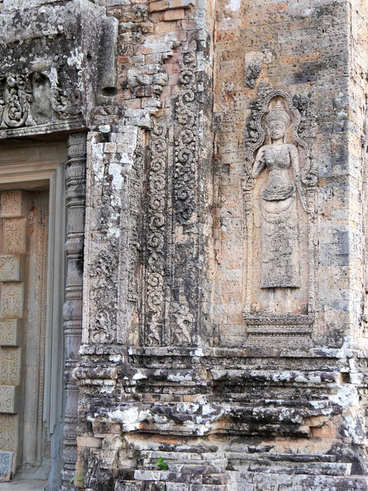 Nicht gerade der Tempel mit den besterhaltenen und filigransten Verzierungen... Pre Rup, Kambodscha (Foto Jörg Schwarz)... 