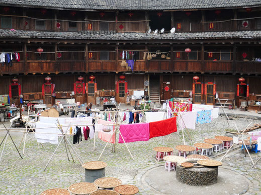 Innenansicht der Hakka-Rundhäuser, Yongding, China (Foto Reinhard Helle)